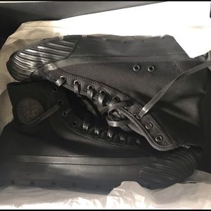 PF Flyers 🖤 Grounder